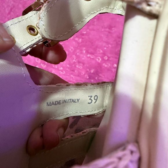 Platform sandals - Picture 6 of 6